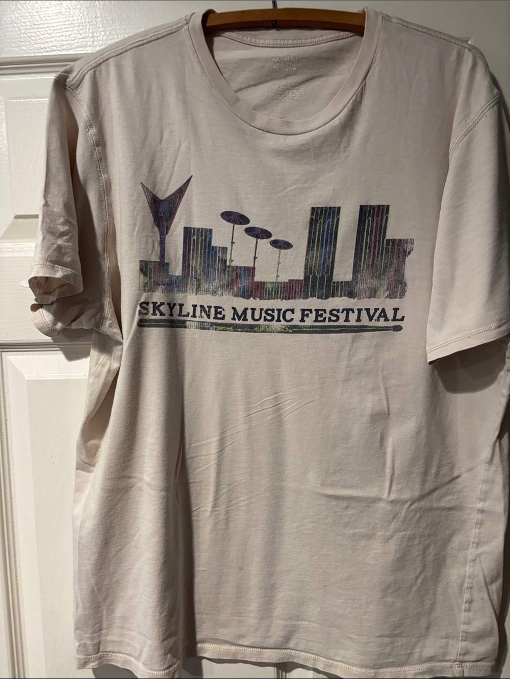 Skyline Music Festival Graphic Tee - Cream